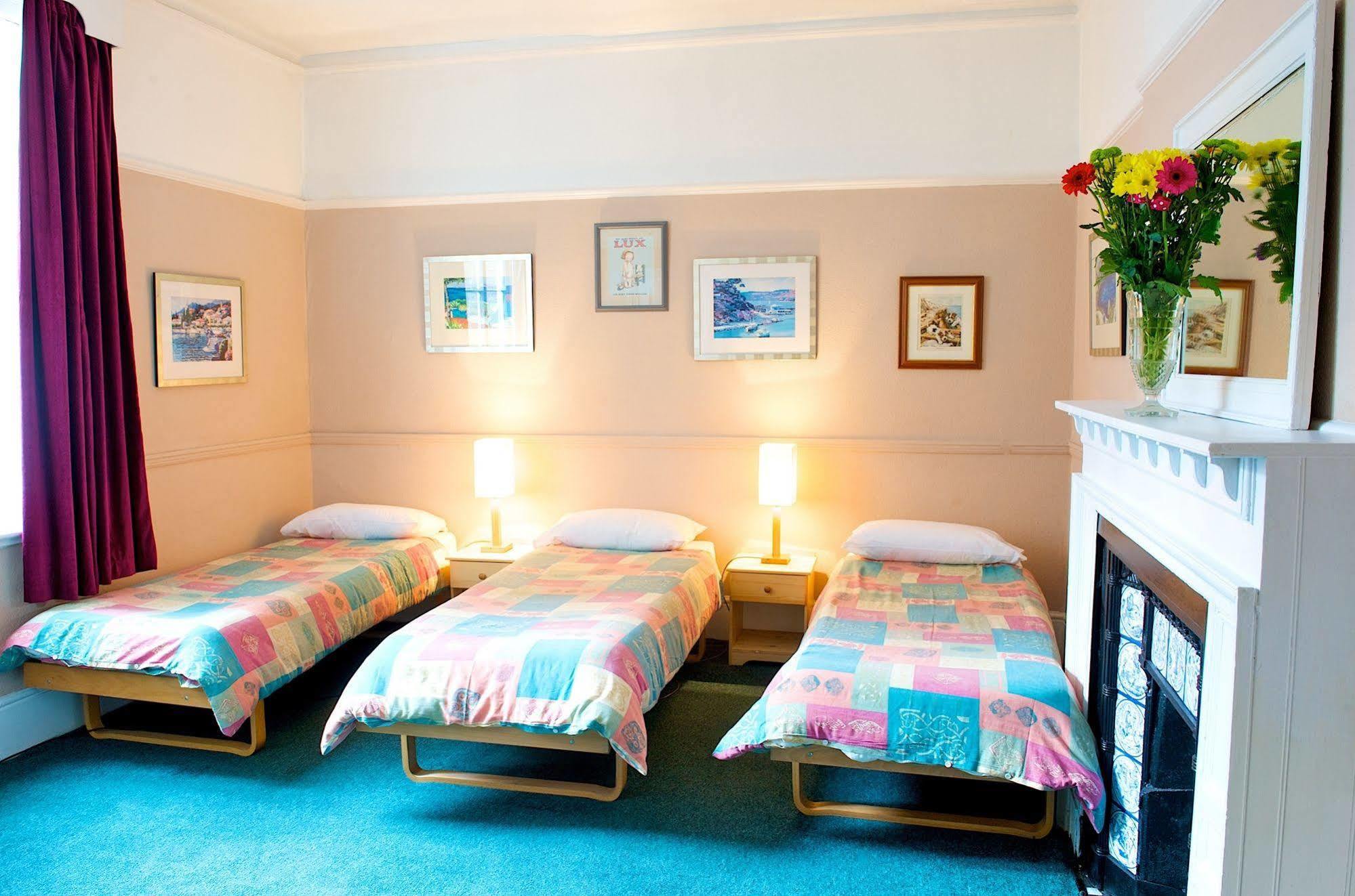 Guest house Curzon House London
