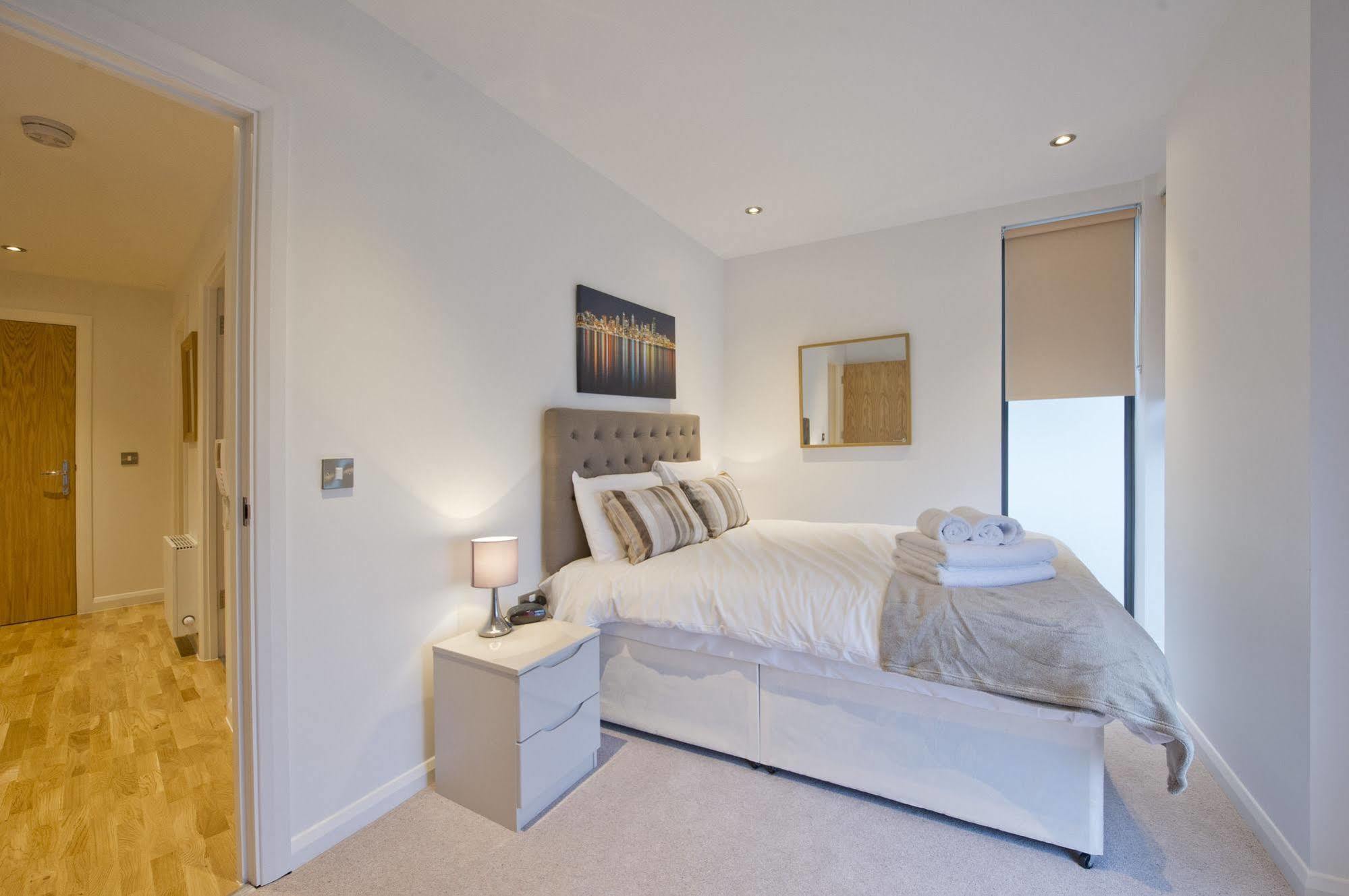 Apartment Tooley Street By Viridian *