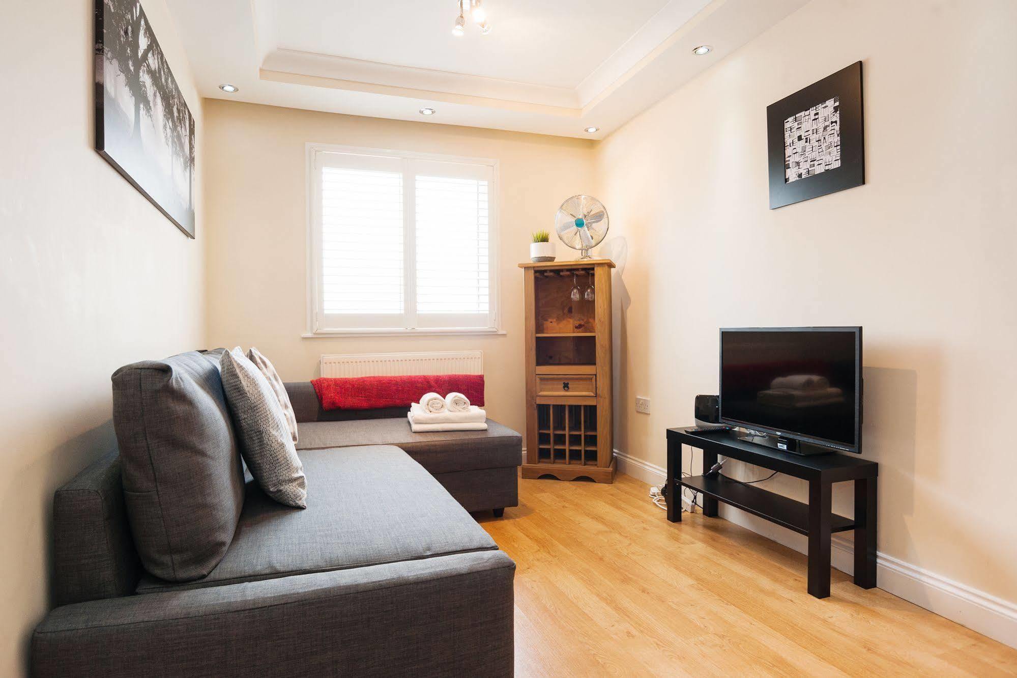 Kings Cross Apartment London