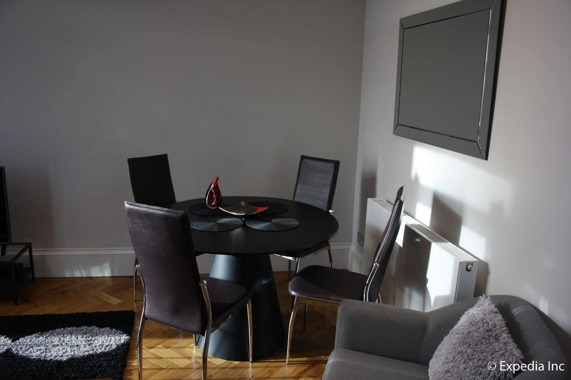 Apartment Barons Court Queens Club By Viridian *
