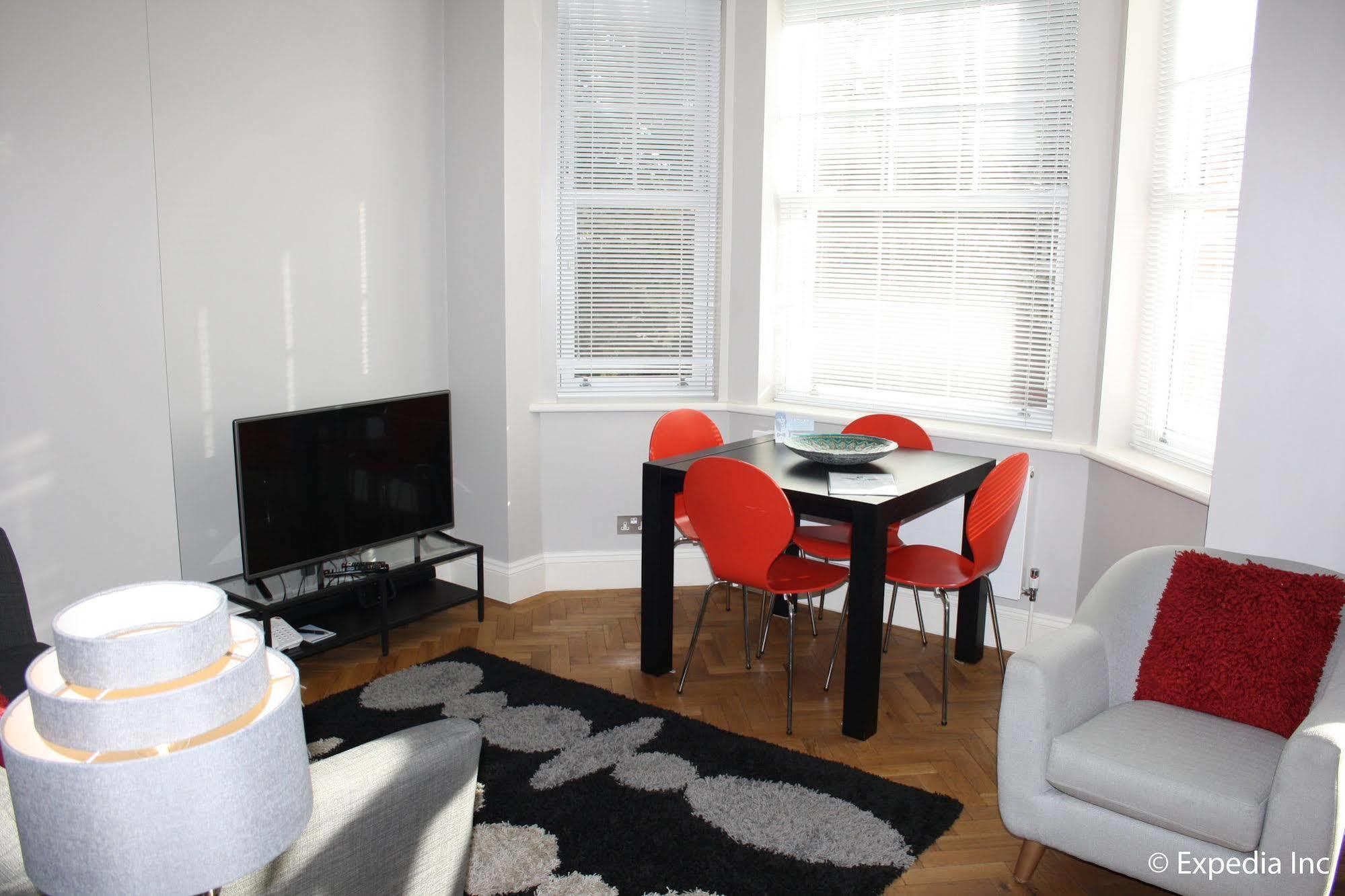 Apartment Barons Court Queens Club By Viridian