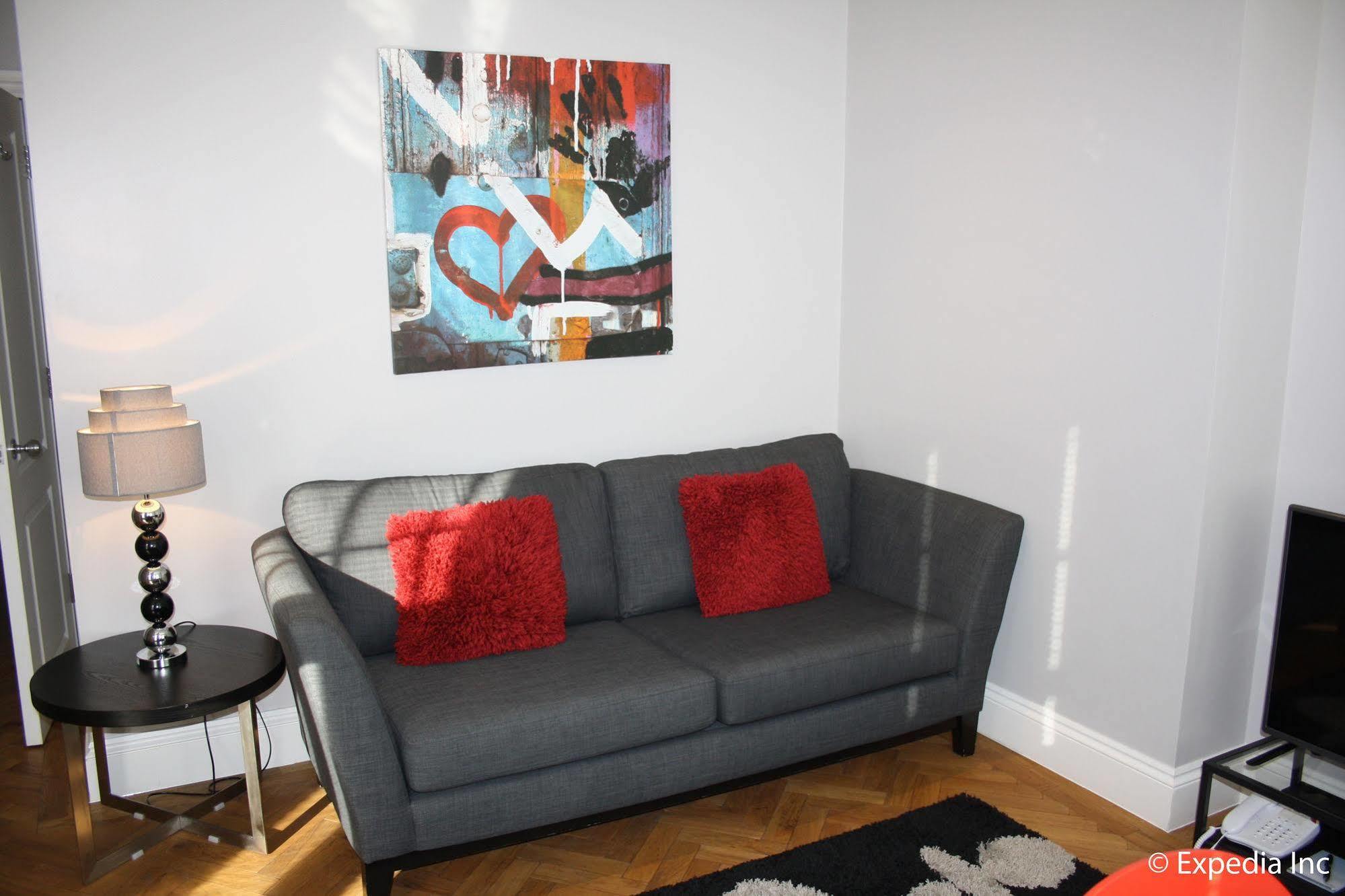 Apartment Barons Court Queens Club By Viridian *