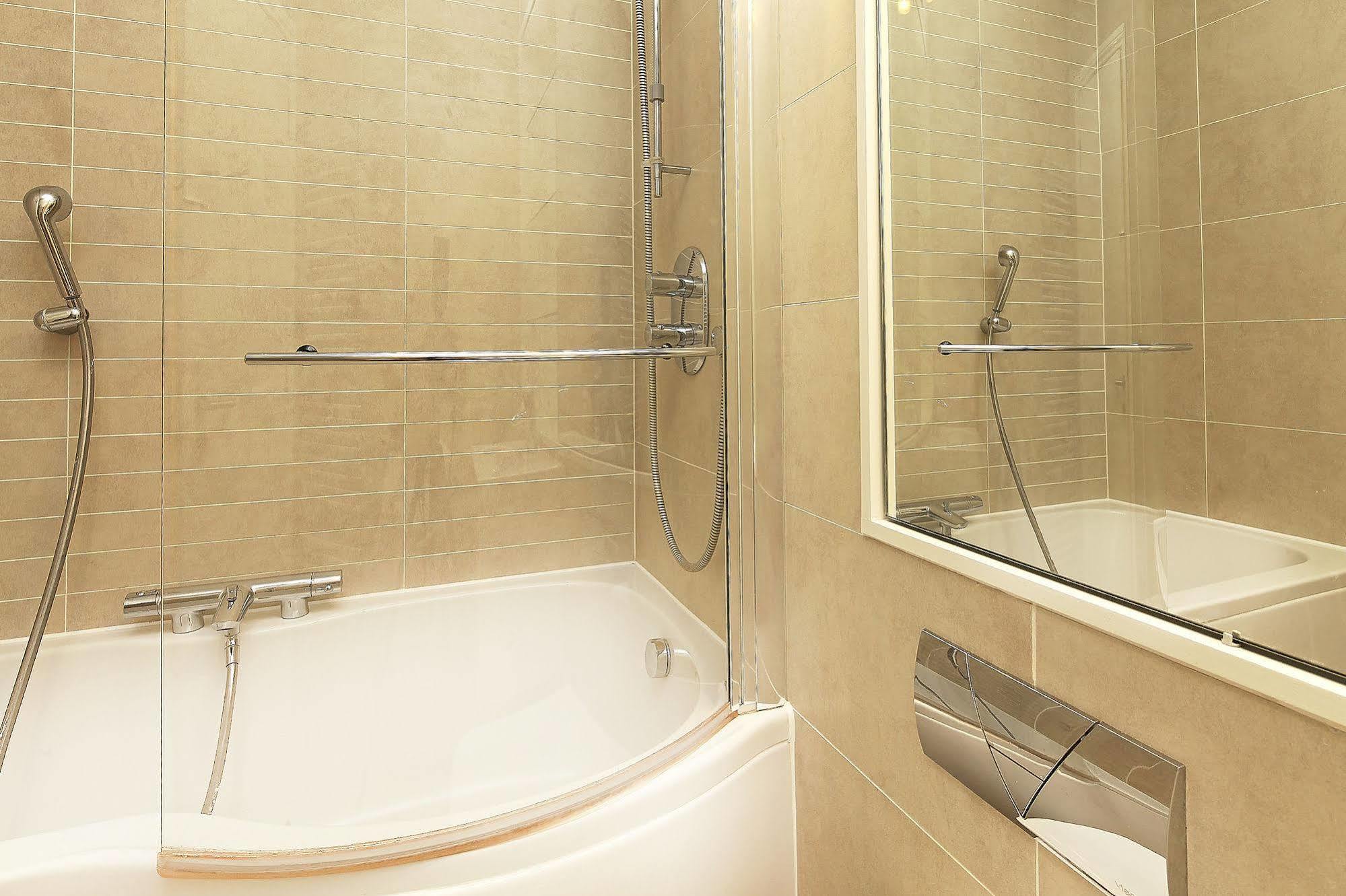 Emily Hotel 3*