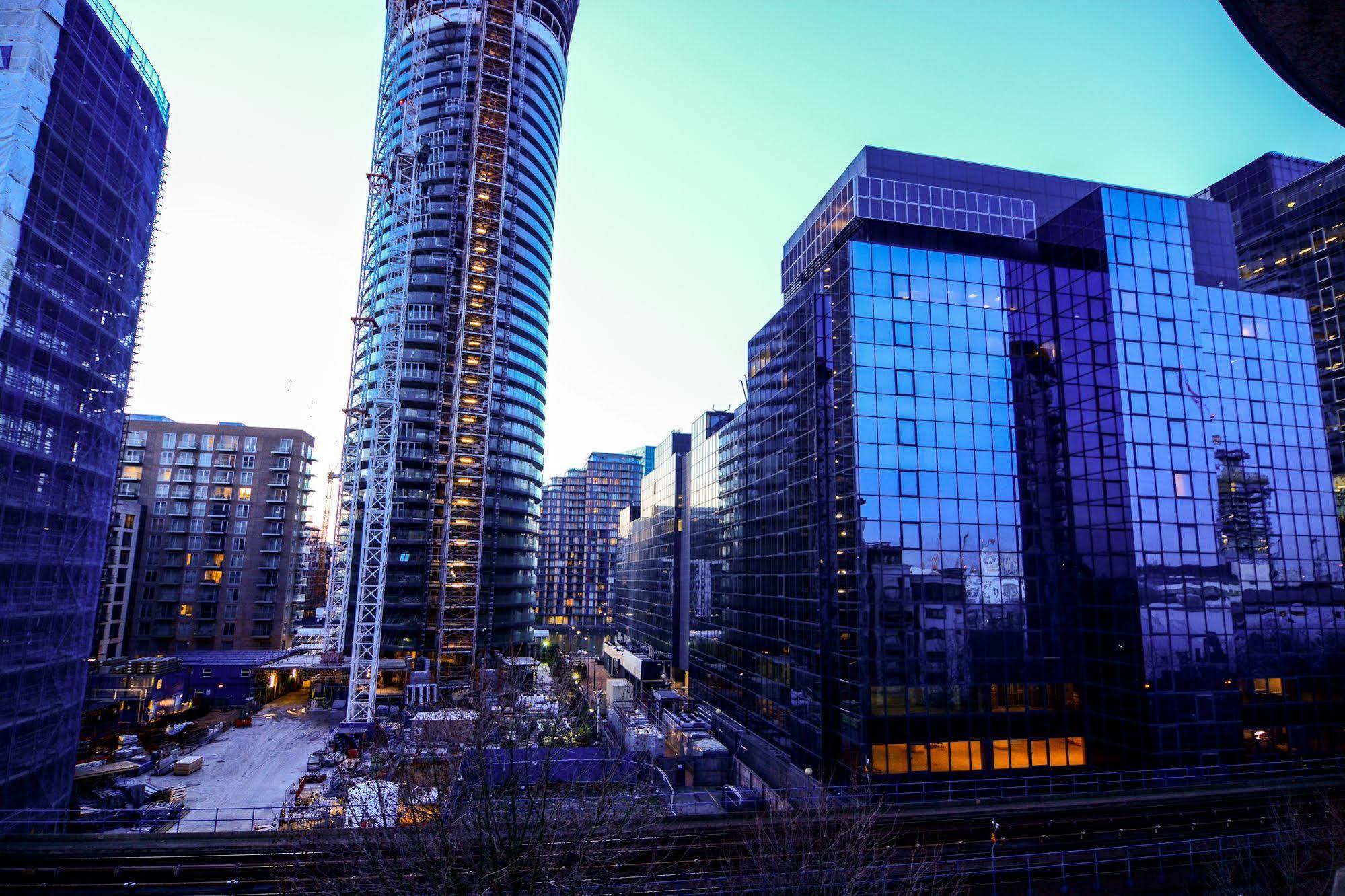 Wharf Tower Apartment
