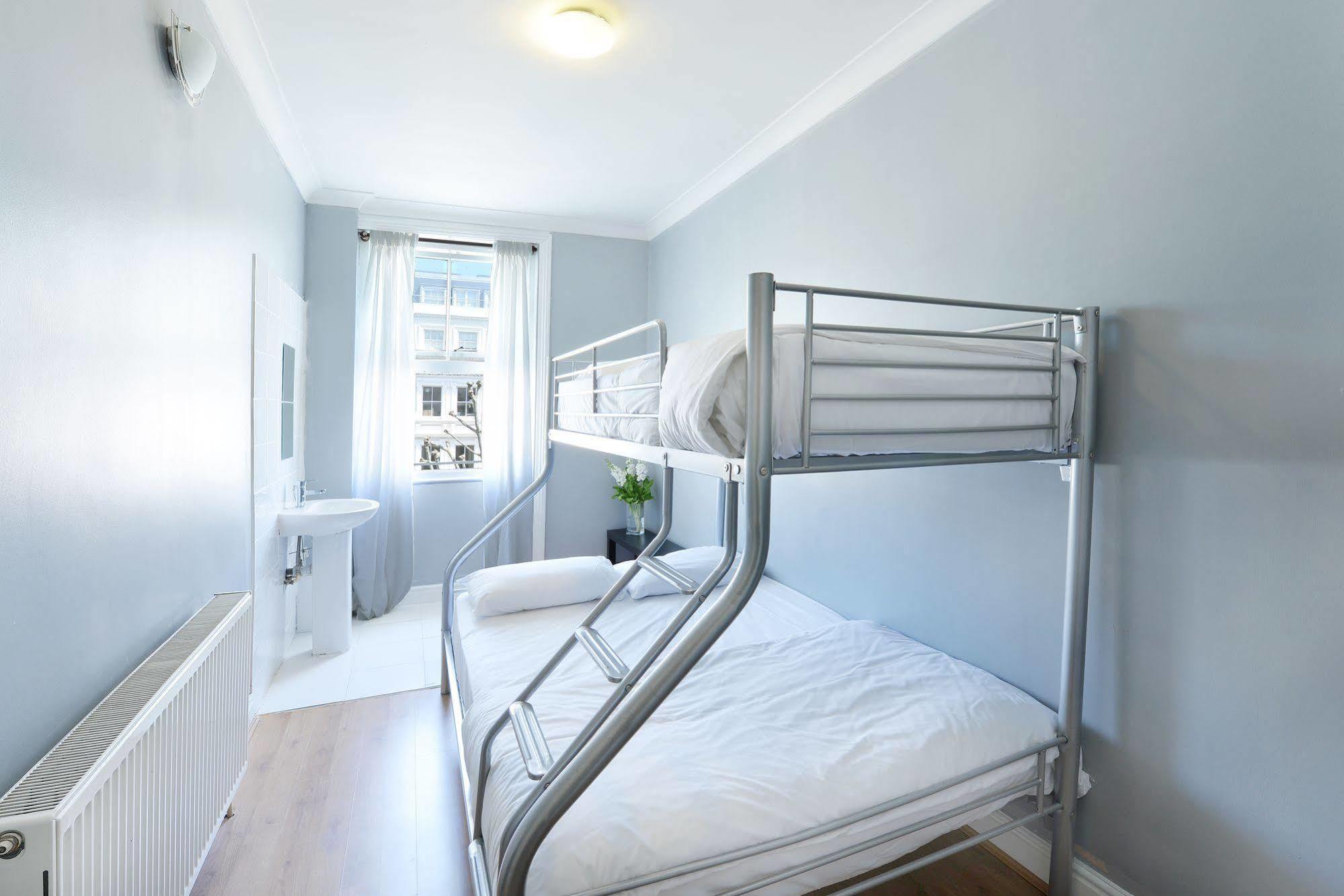 Gallery Hyde Park Albergue