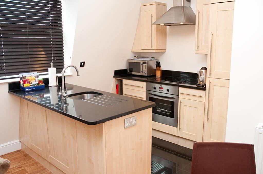 Clarendon 140 Minories 4*