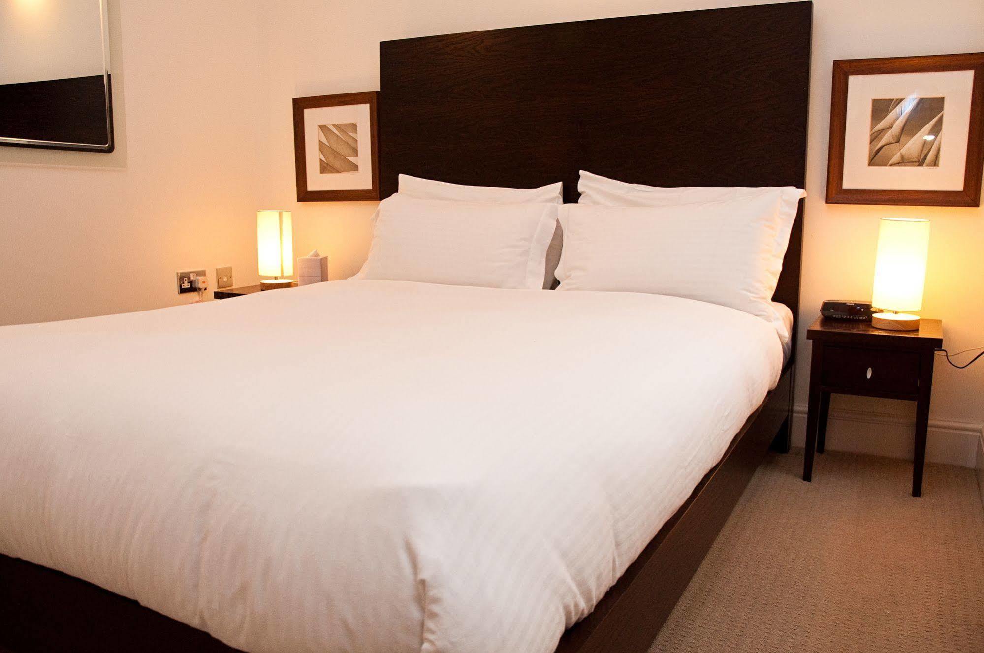Clarendon 140 Minories London