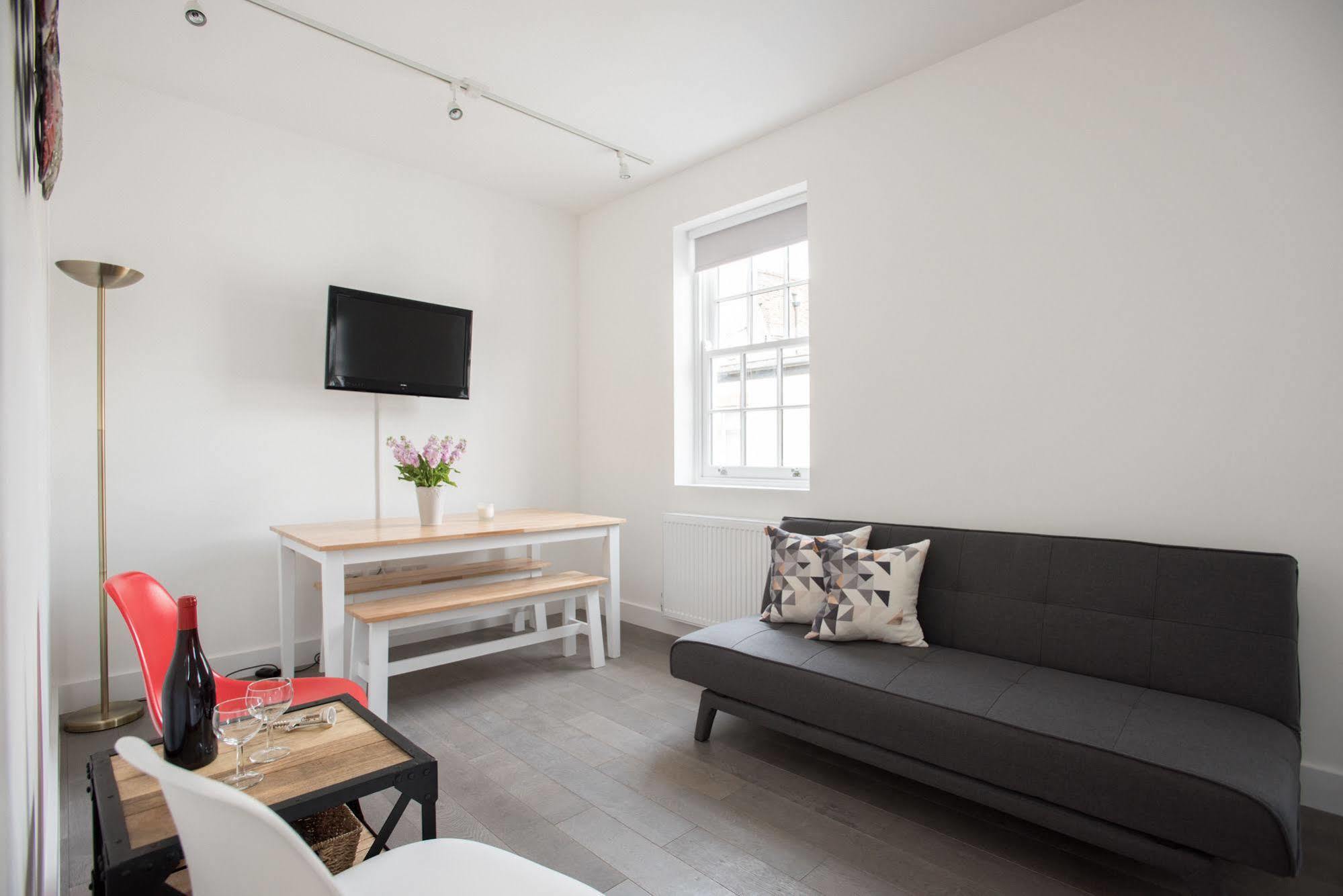 Short Lets In - Kilburn London