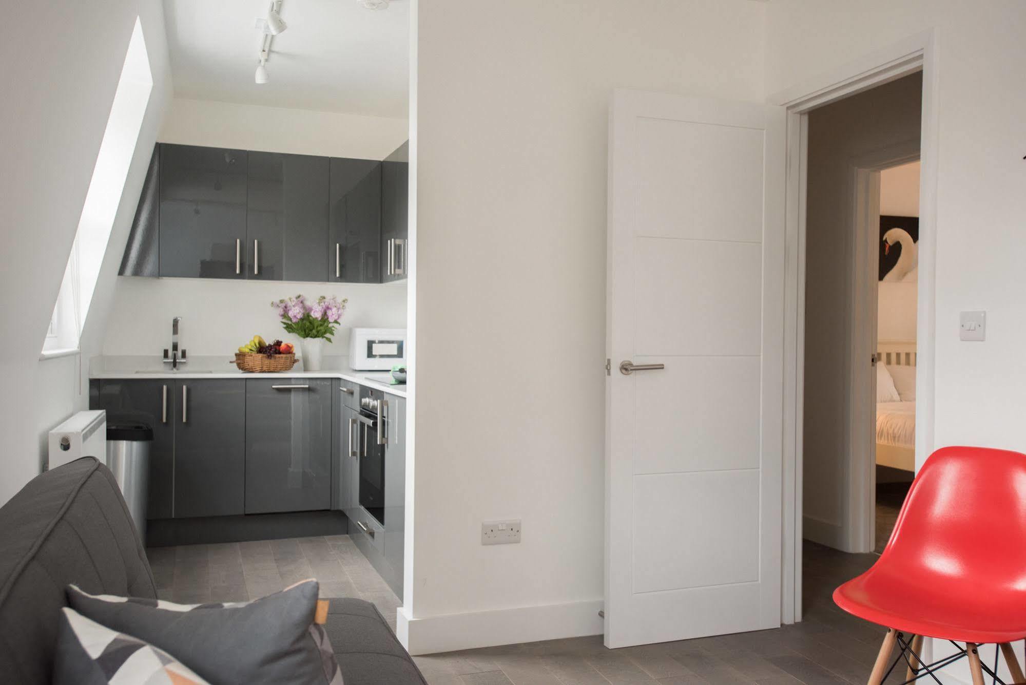 Short Lets In - Kilburn * London