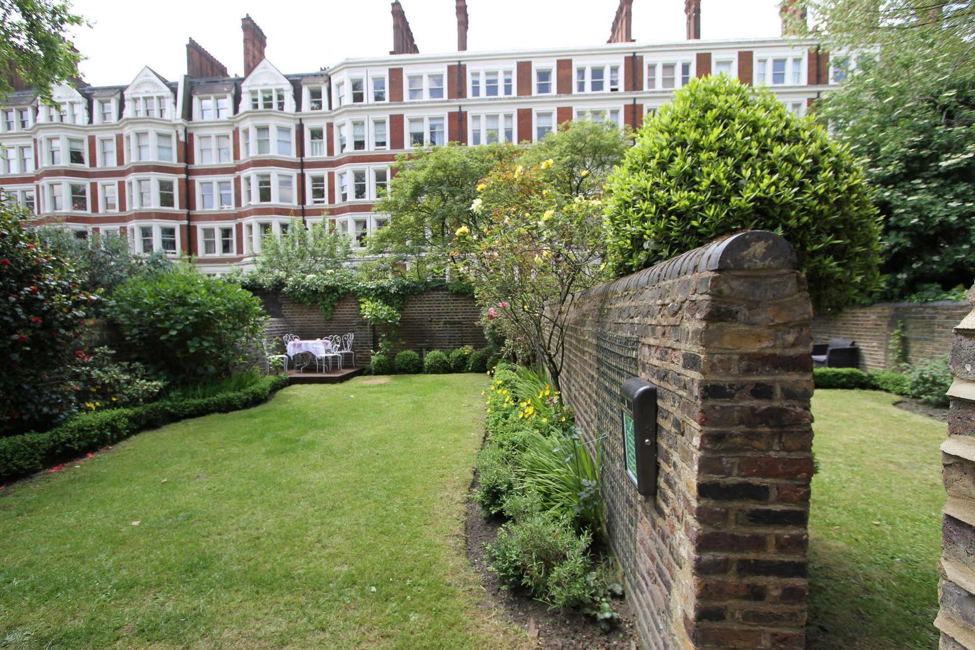 Ridgemount Hotel 2*
