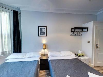 Comfotel Grn 3* London