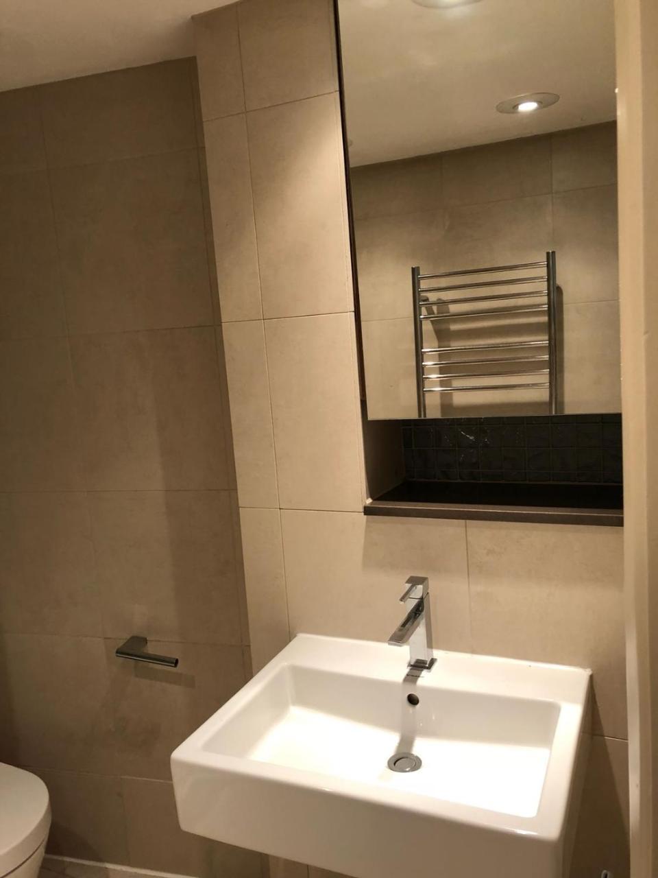 141 Knightsbridge Park Mansions Apartment