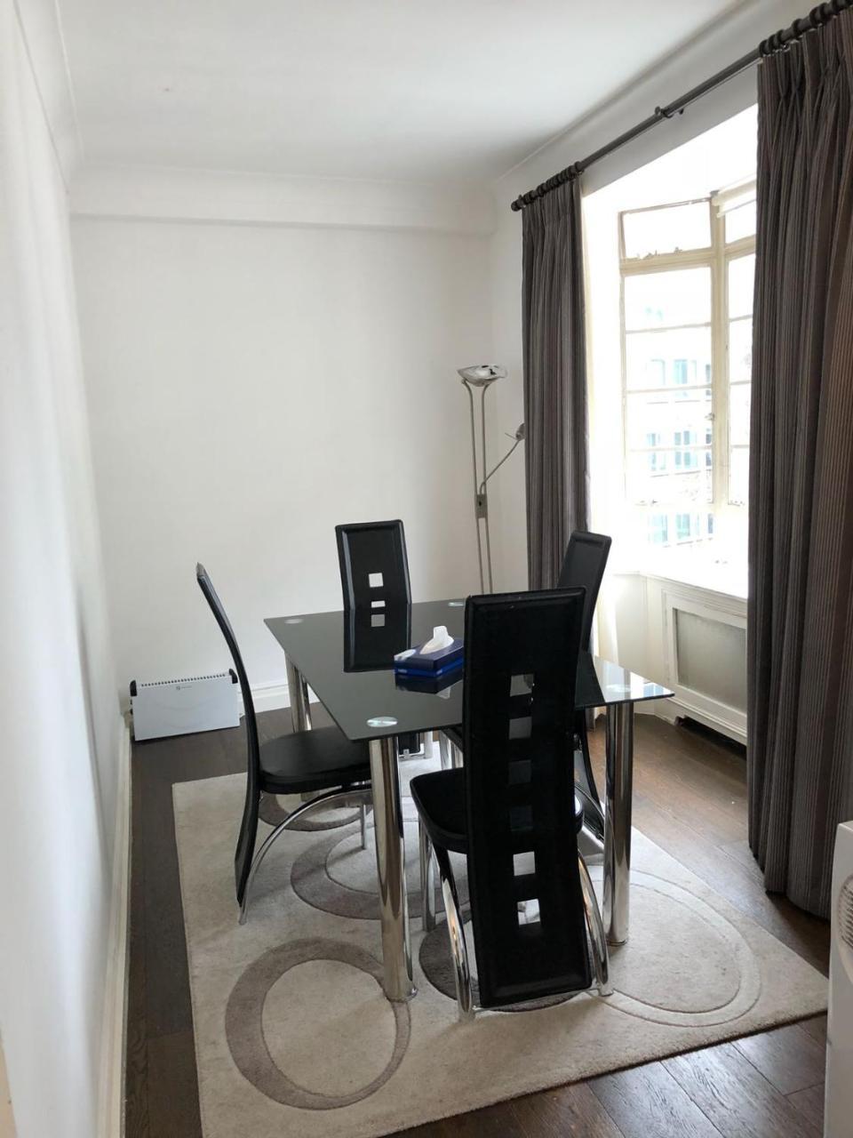 Apartment 141 Knightsbridge Park Mansions