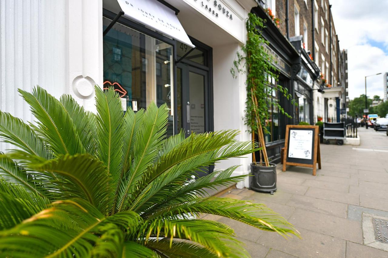 Blandford Street Apartment *