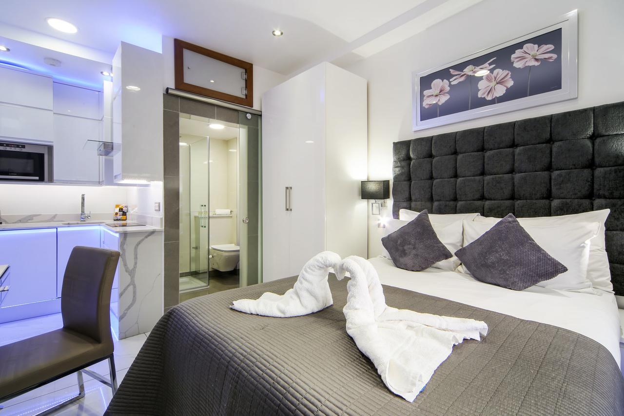 Baker Street Apartment London