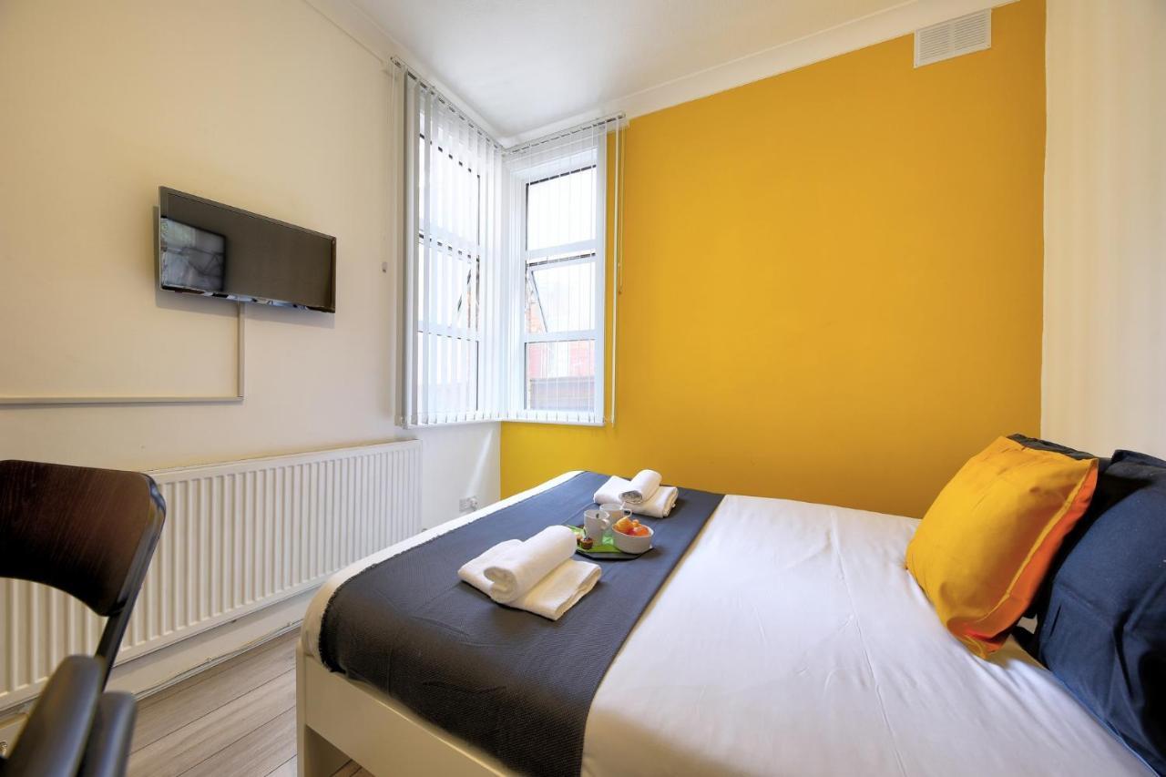 Melrose Apartment