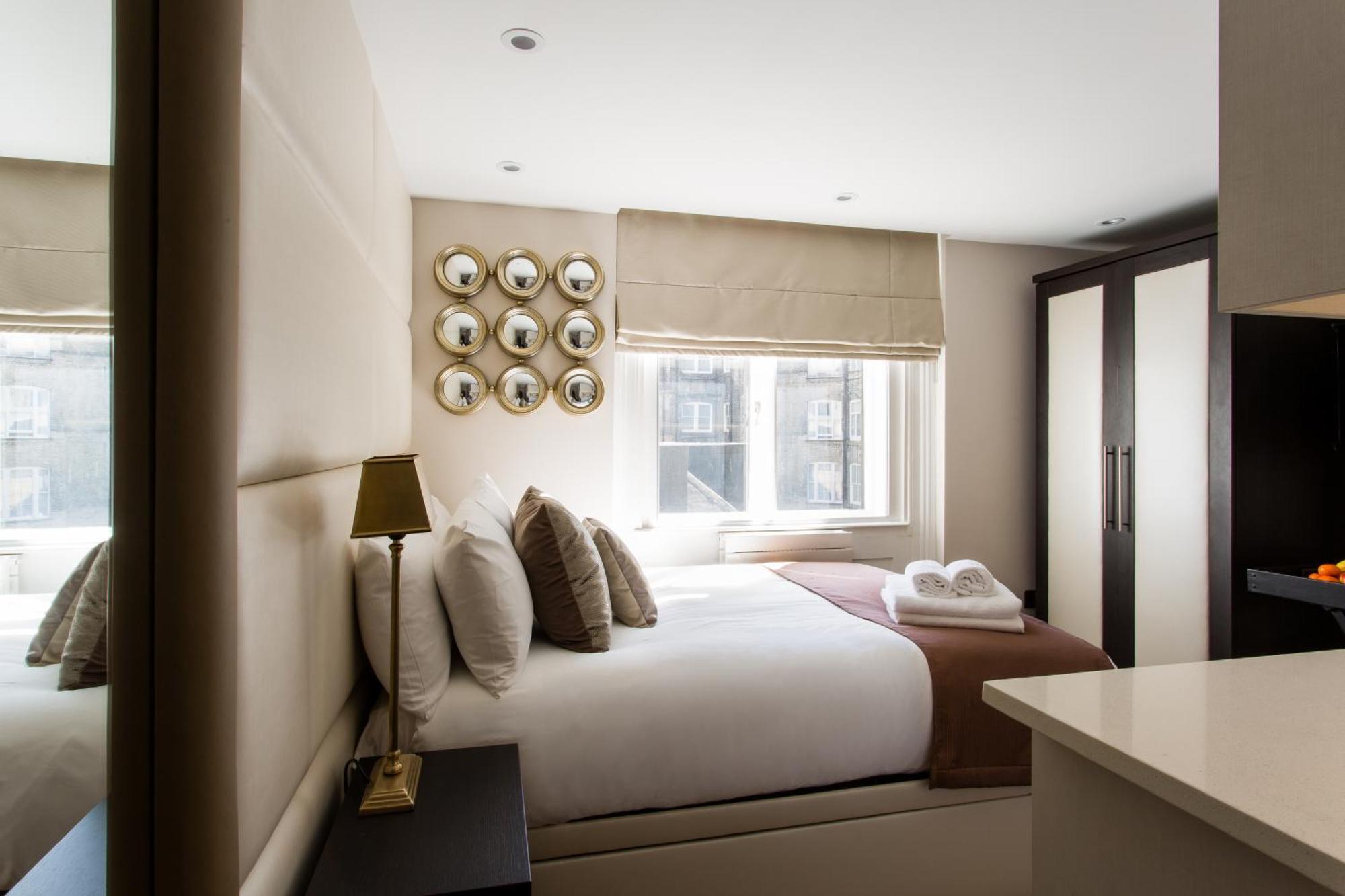 Apartment Baker Street By Viridian