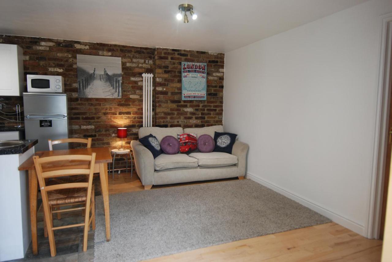 Destination 2 Three Apartment *