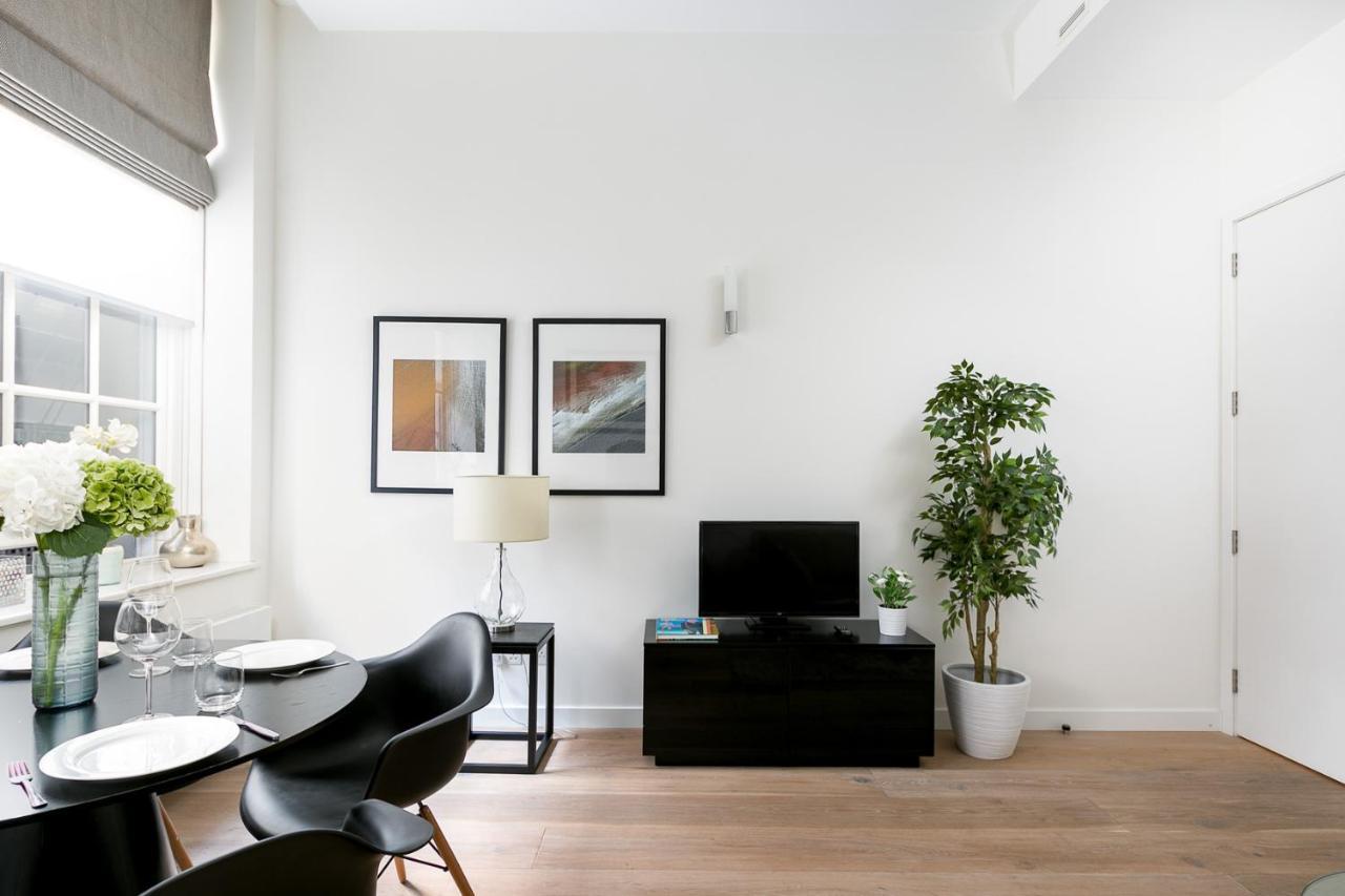 Berners Street Apartment *