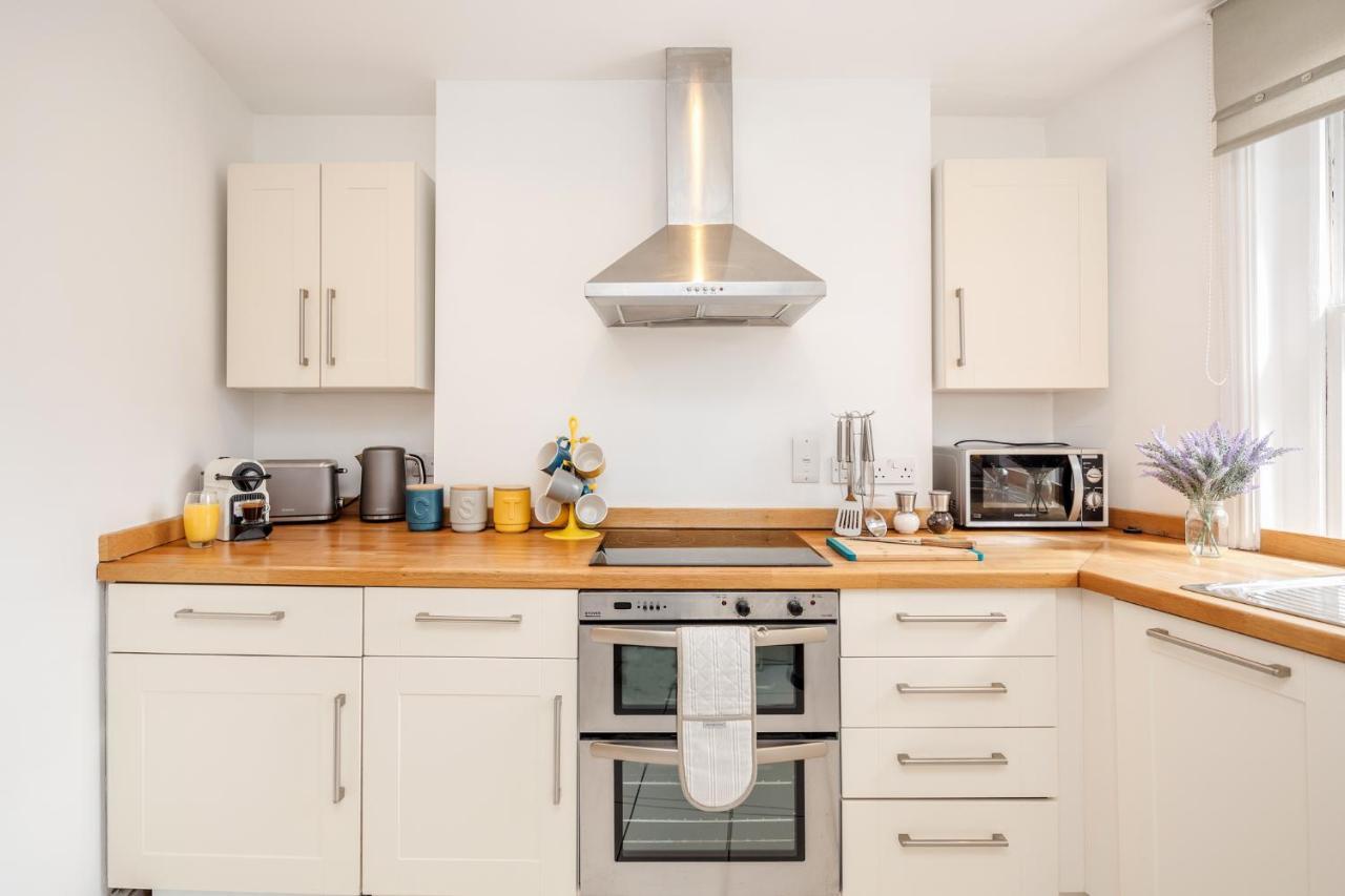 Great Mayfair Apartment,sleeps 6 * Londres