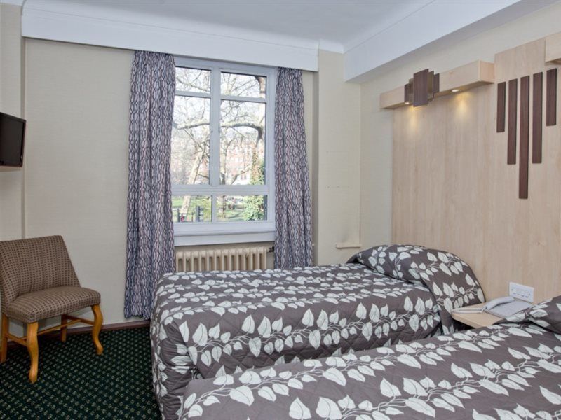 Hotel Royal National And Sister Hotels Roulette London
