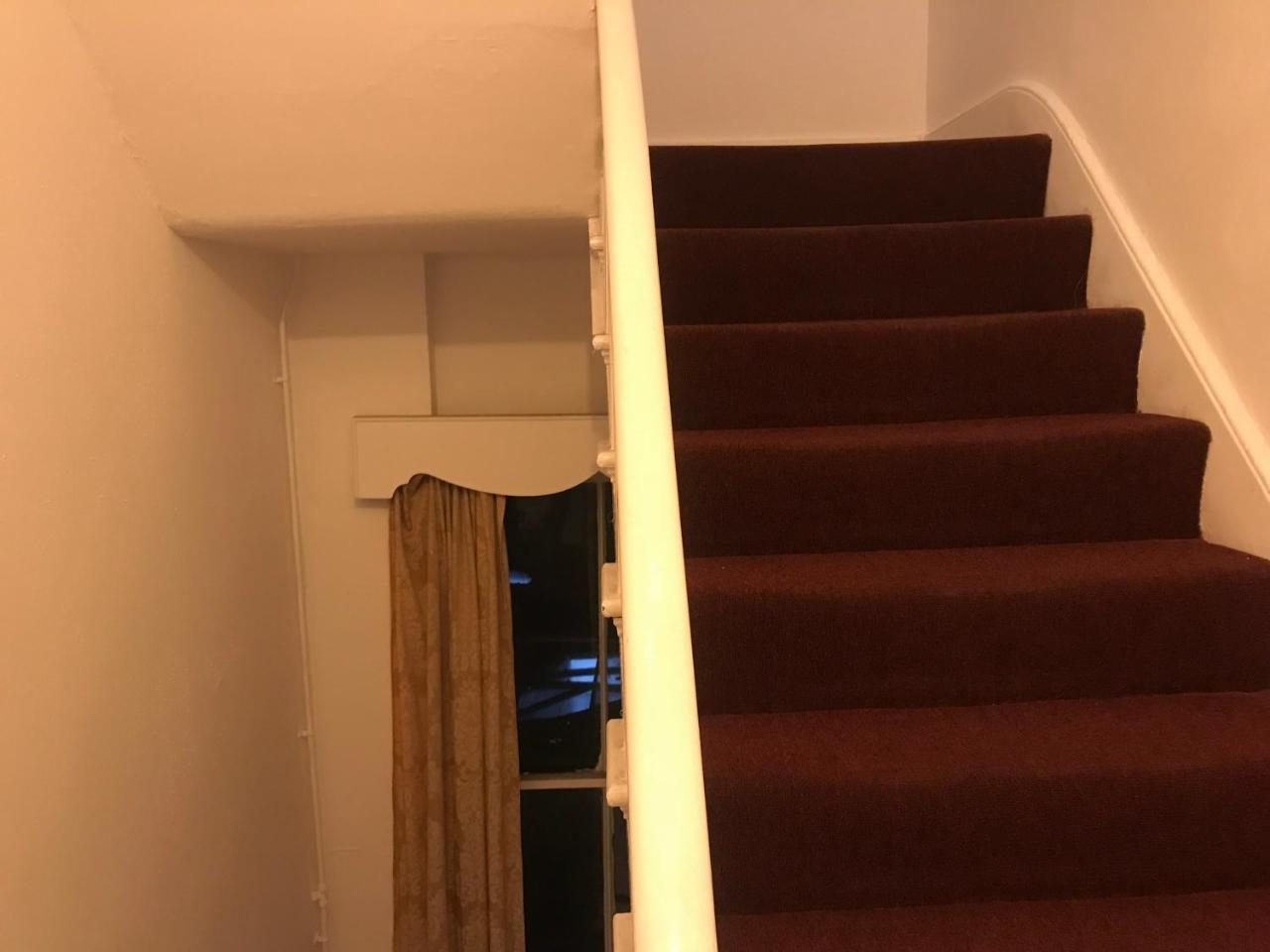 Guest house Poplar London