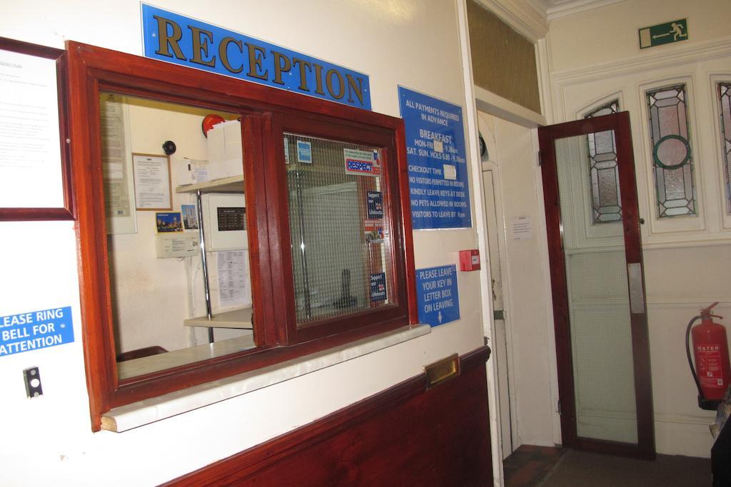 Guest house Chiswick Court - *
