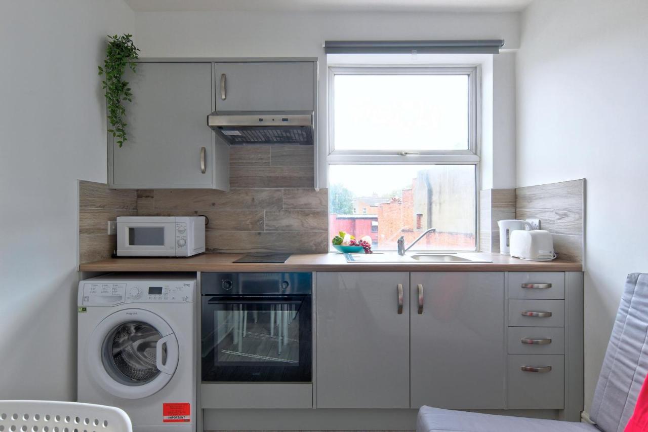 Low Cost Apartment *