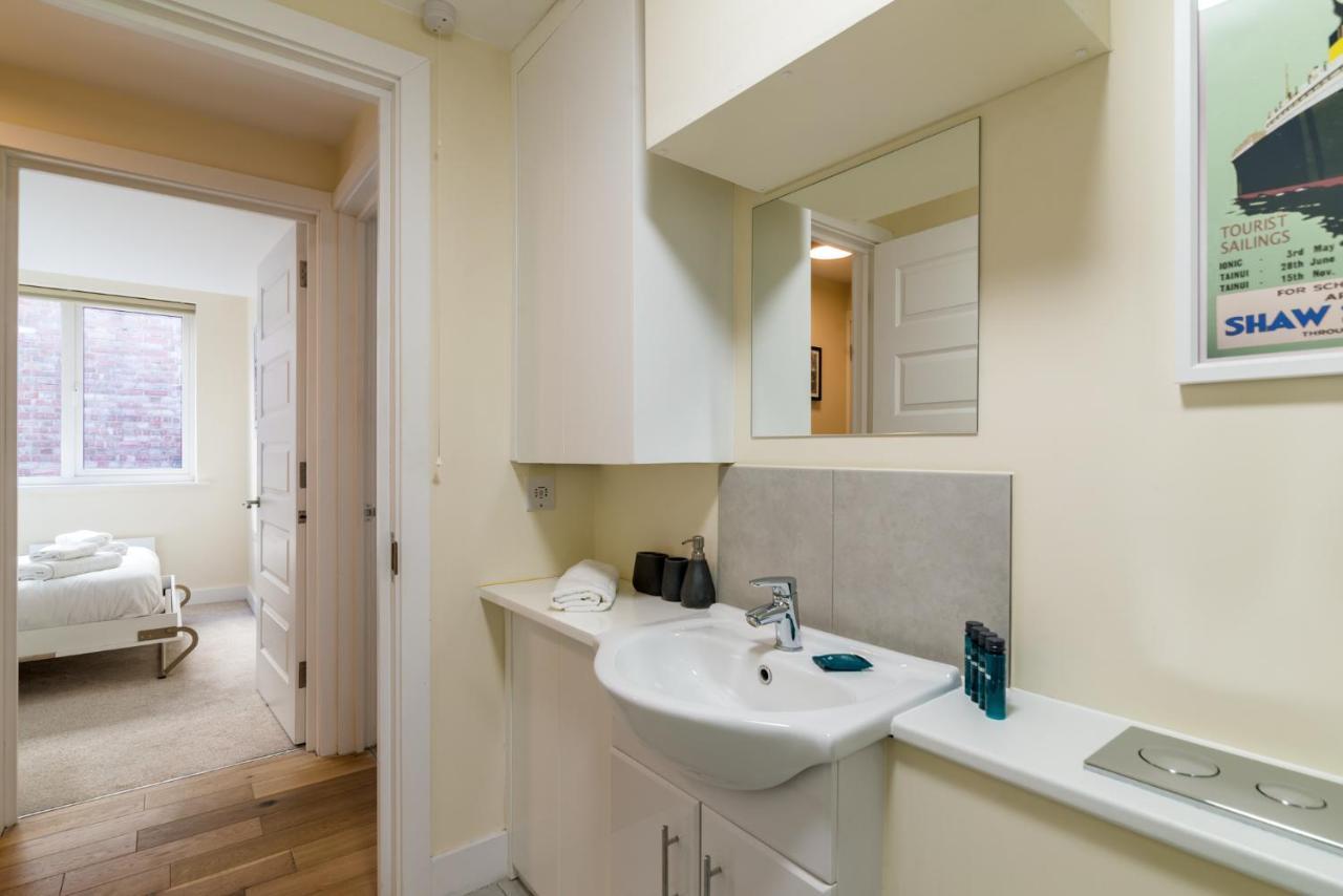 Fantastic Central Brixton Flat For Up To 6 Guests Apartment London