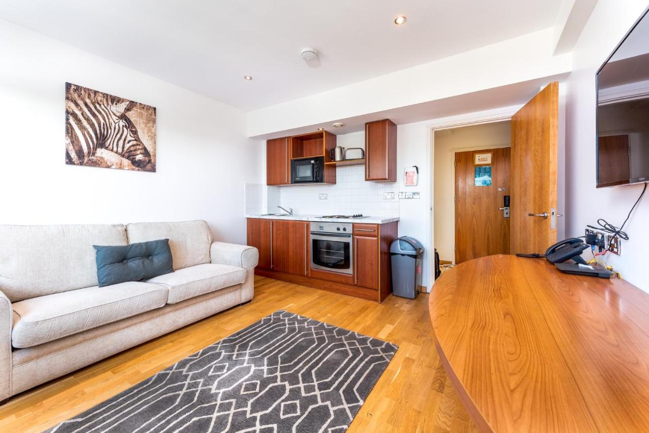 Roland House Aparthotel