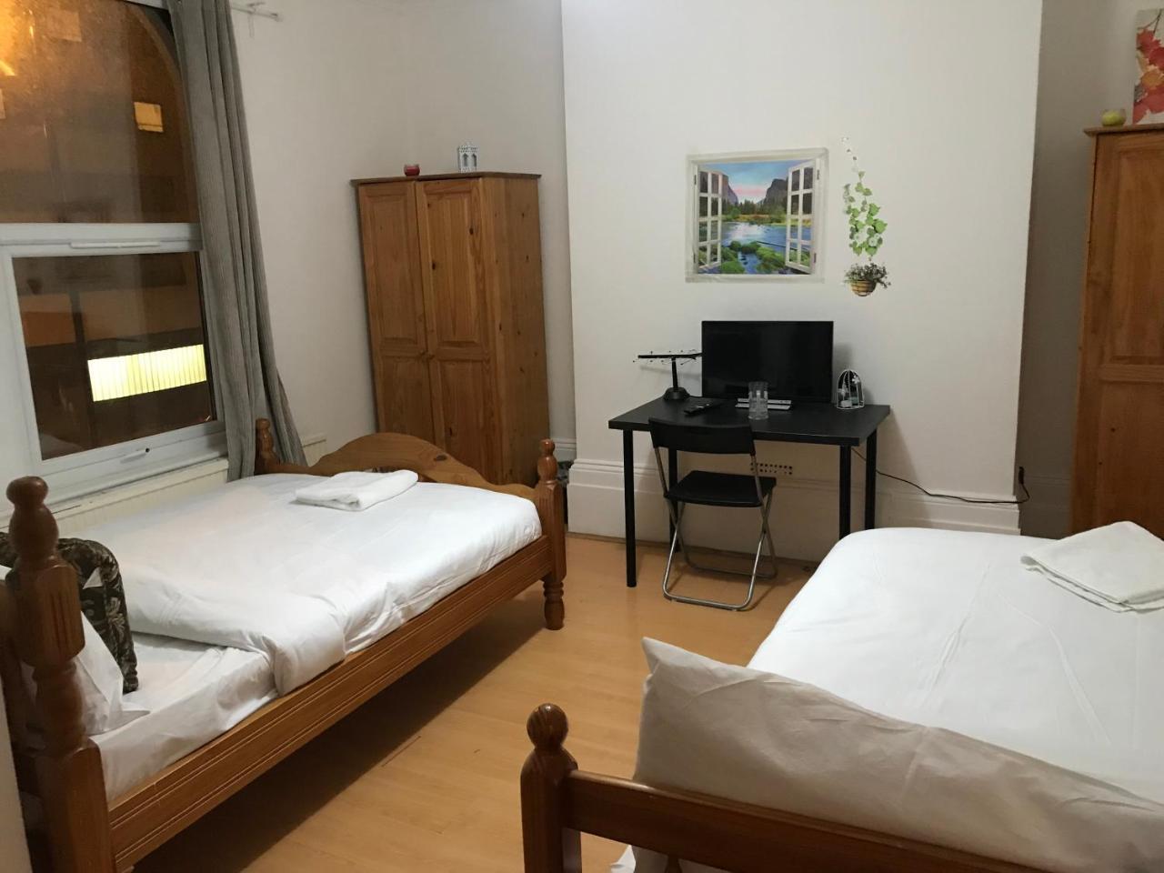 Poplar Guest house London