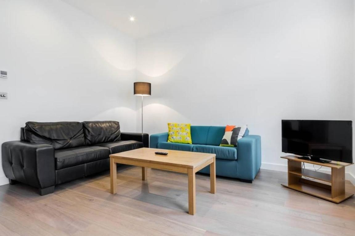 Cosy Philbeach Gardens Gem London