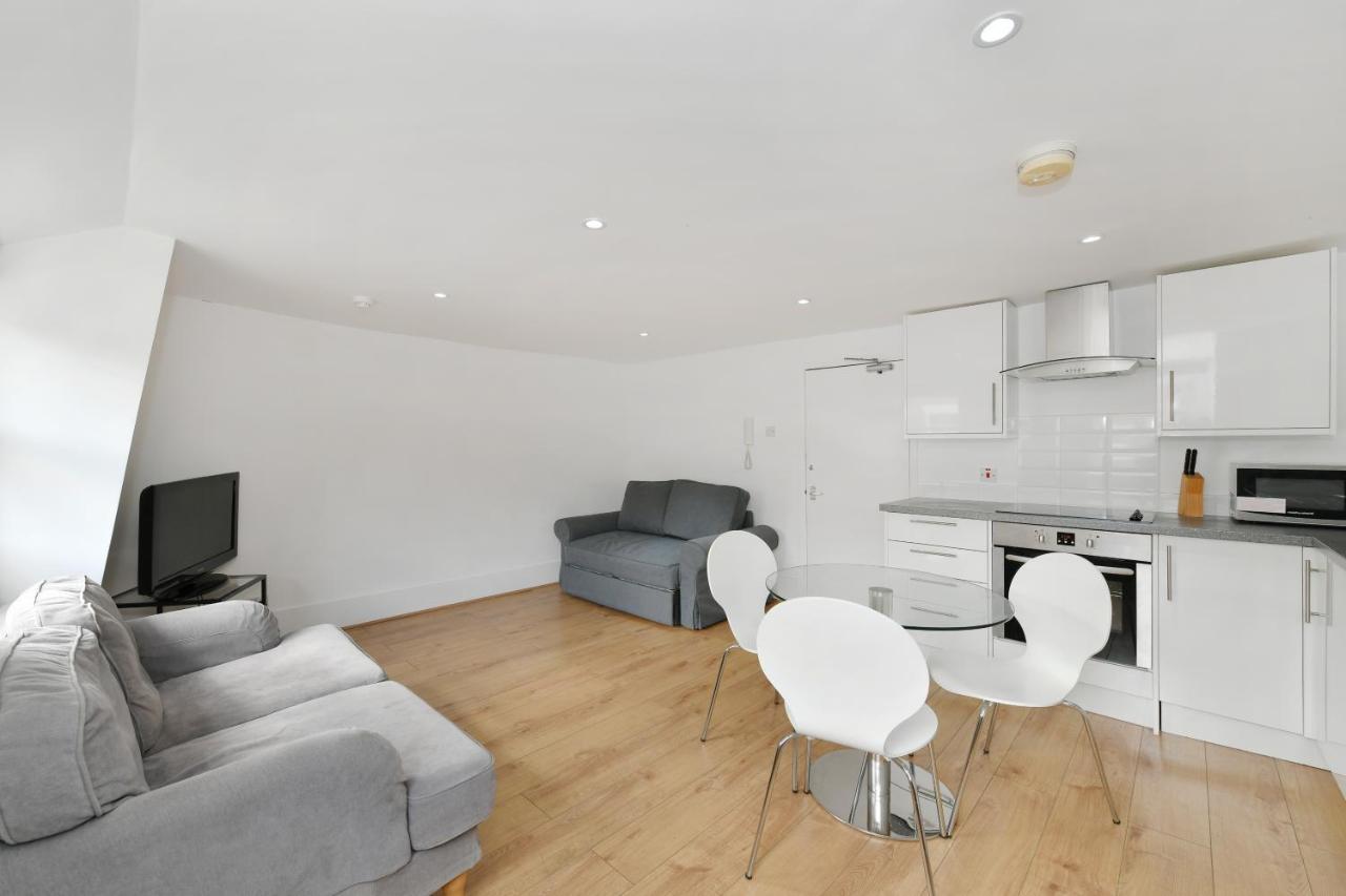 Apartment Blandford Street London