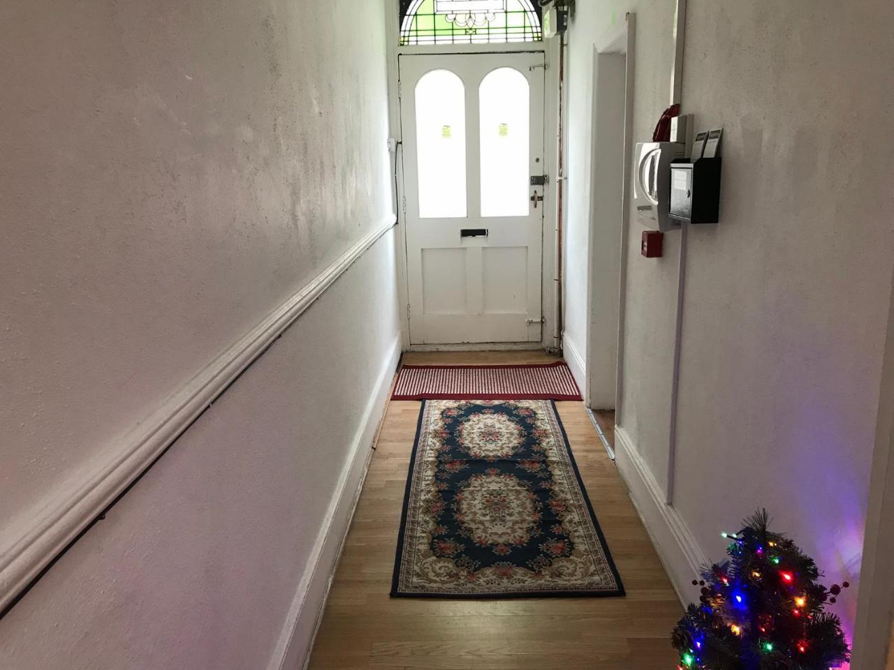 Poplar Guest house