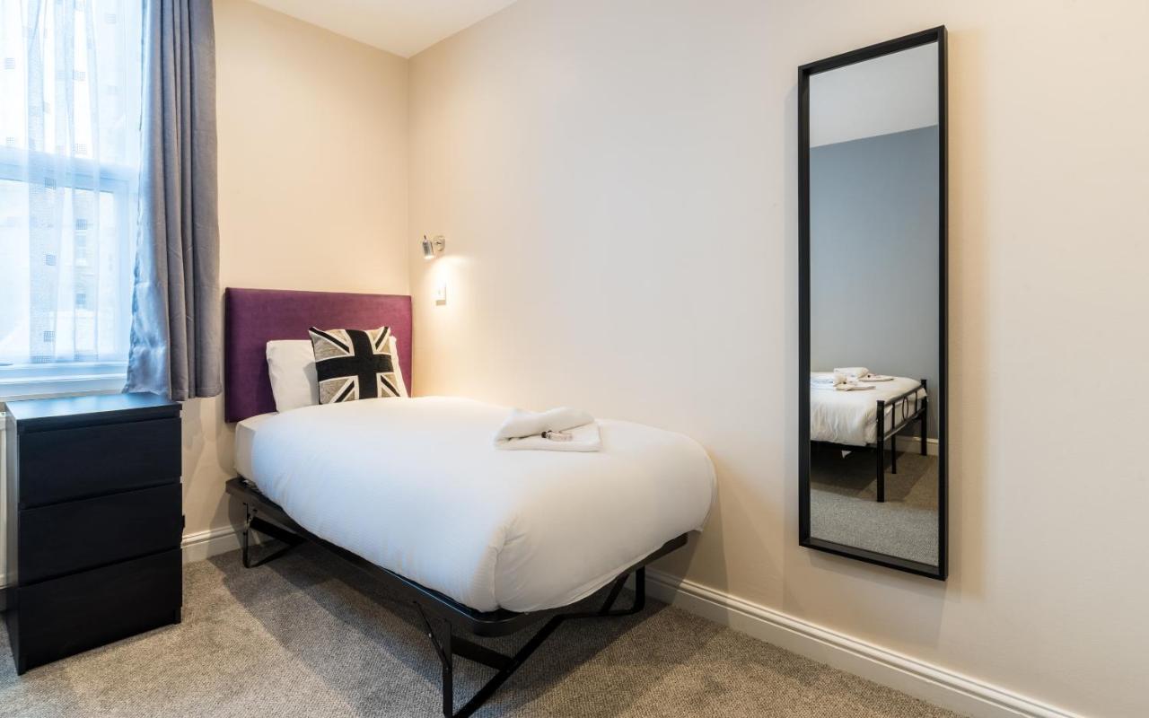 Royal By Saba London