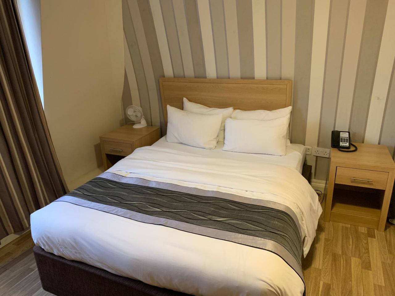 Hotel The New Carlton 3*