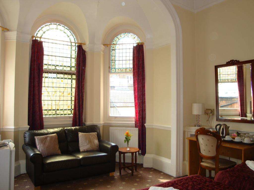 Gloucester Place Apartment