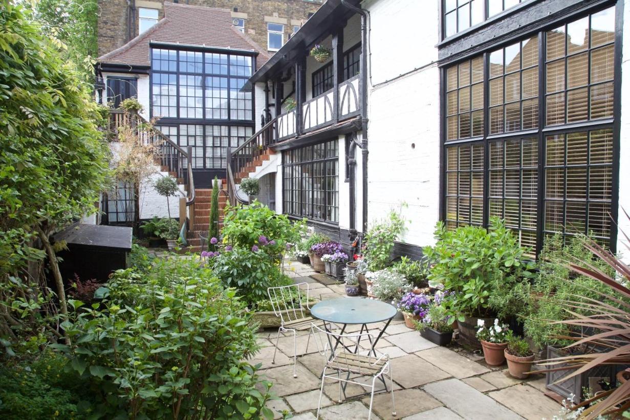 St Albans * London