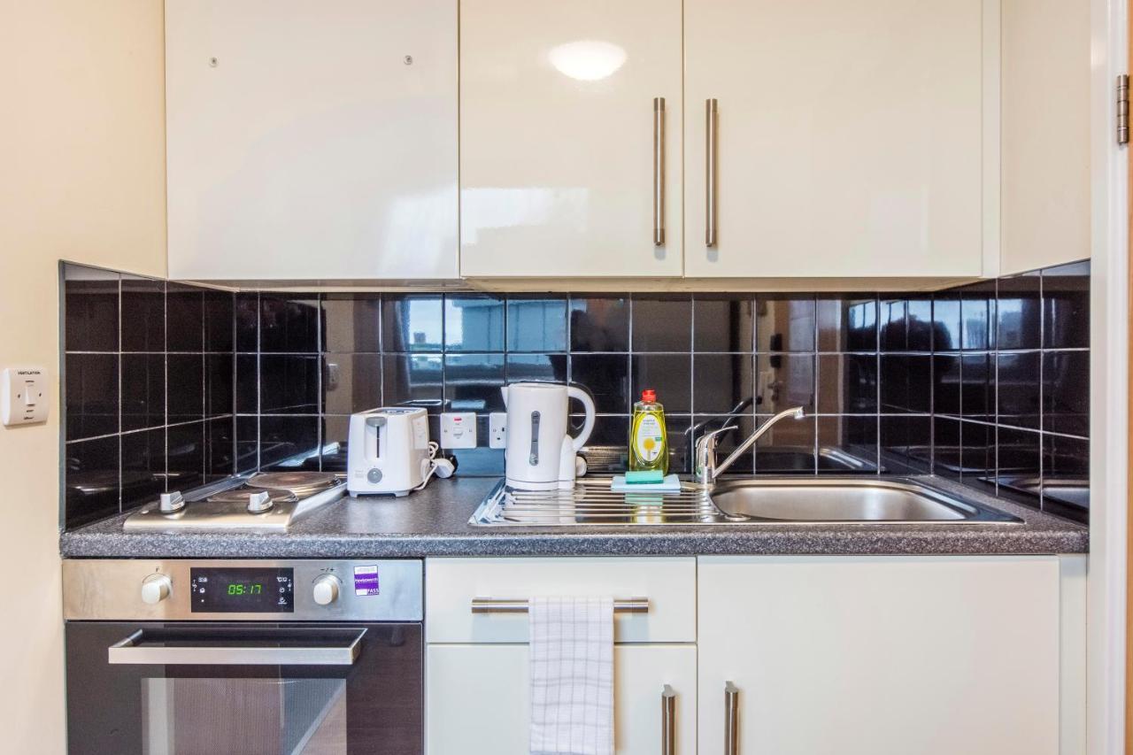 Ensuite Rooms, Southwark - Sk