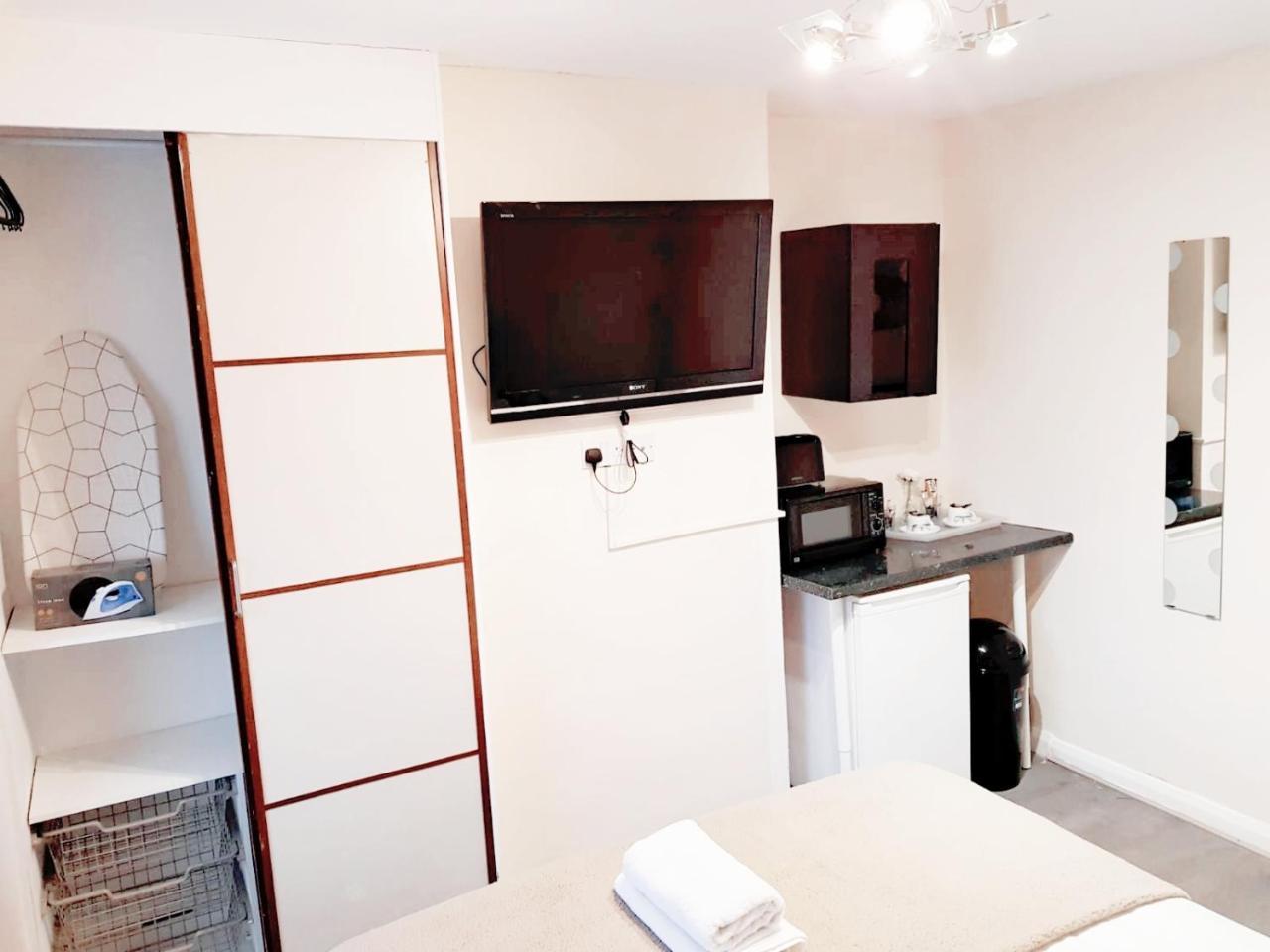 Bed & Breakfast The 22 London