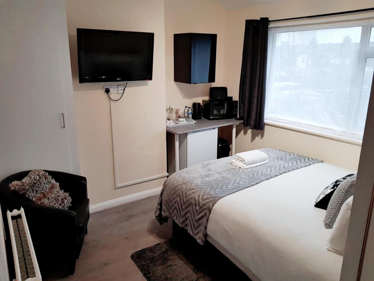 The 22 London