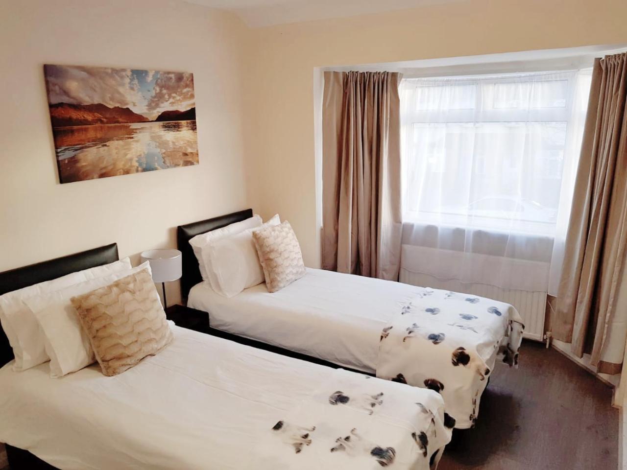 Bed & Breakfast The 22 London
