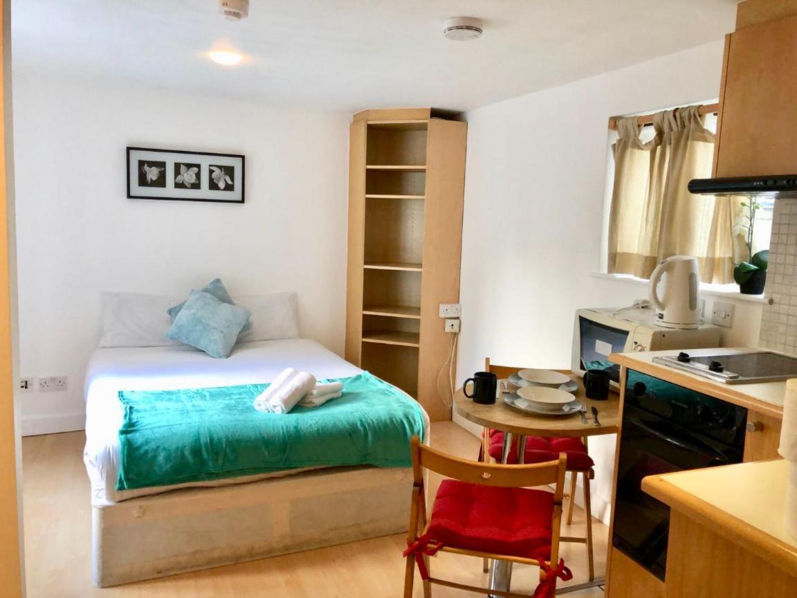 Hfs Studio Next To Hydepark L14 *