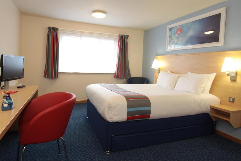 Travelodge Airport Hotel London