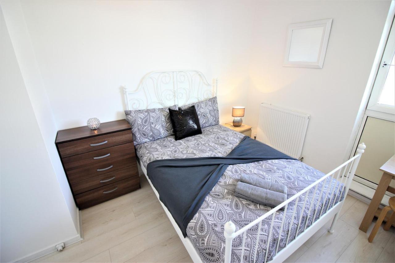 Kirton Guest *