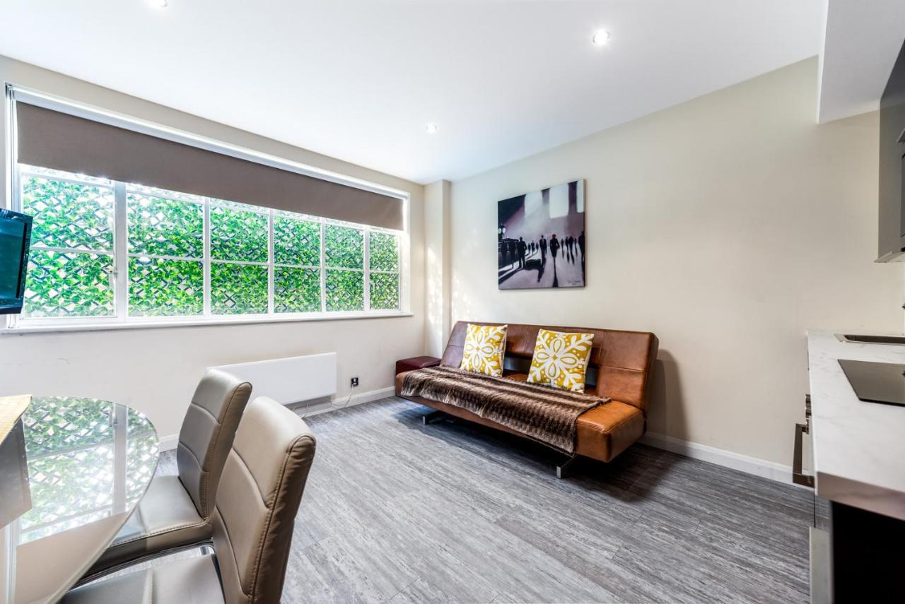 Aparthotel Roland House London