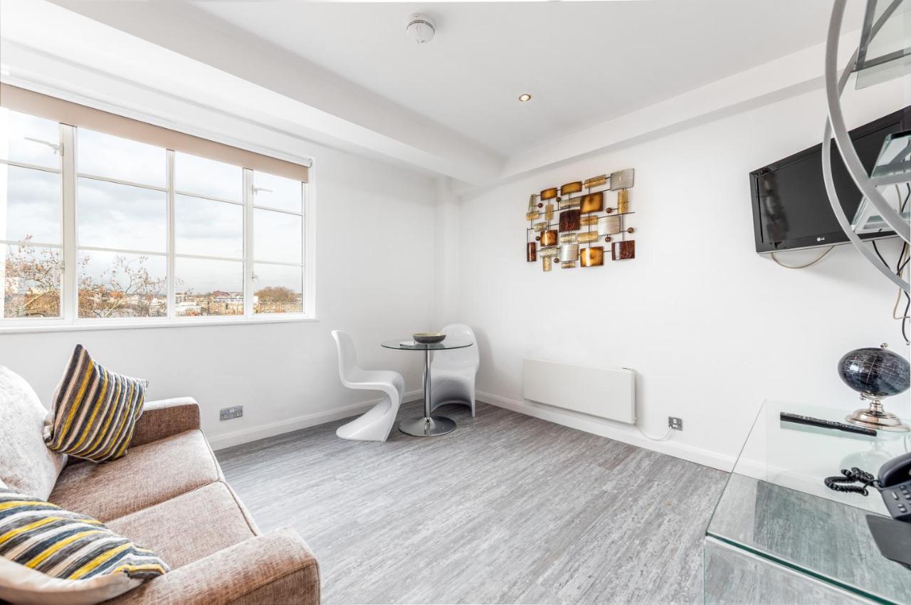 Roland House Aparthotel 3*