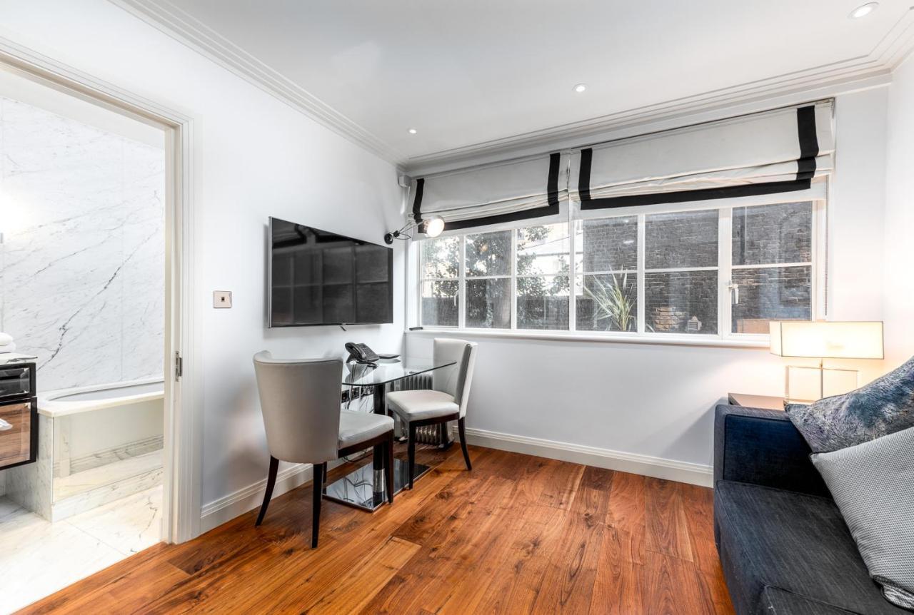 Roland House Aparthotel 3*