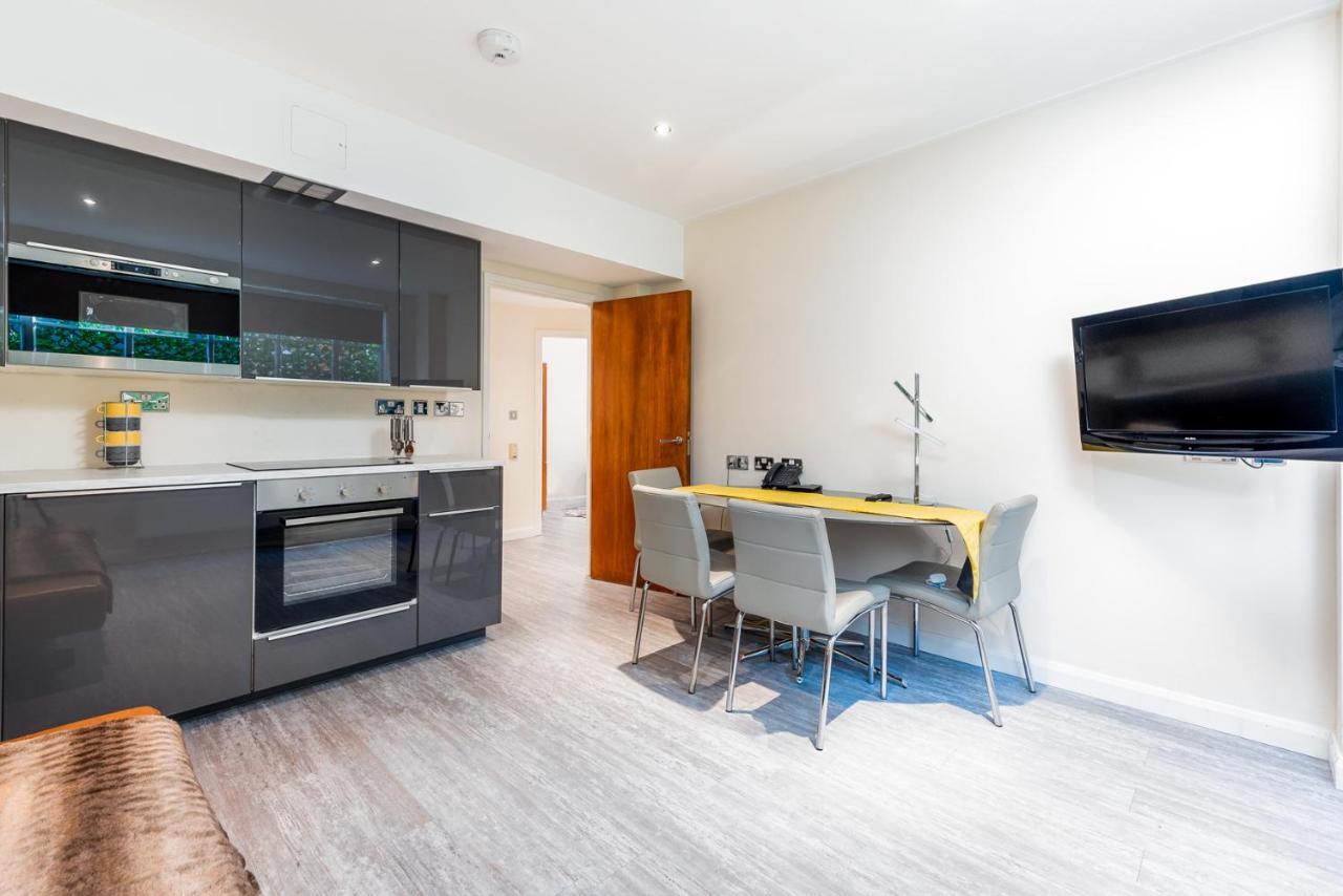 Roland House Aparthotel 3*