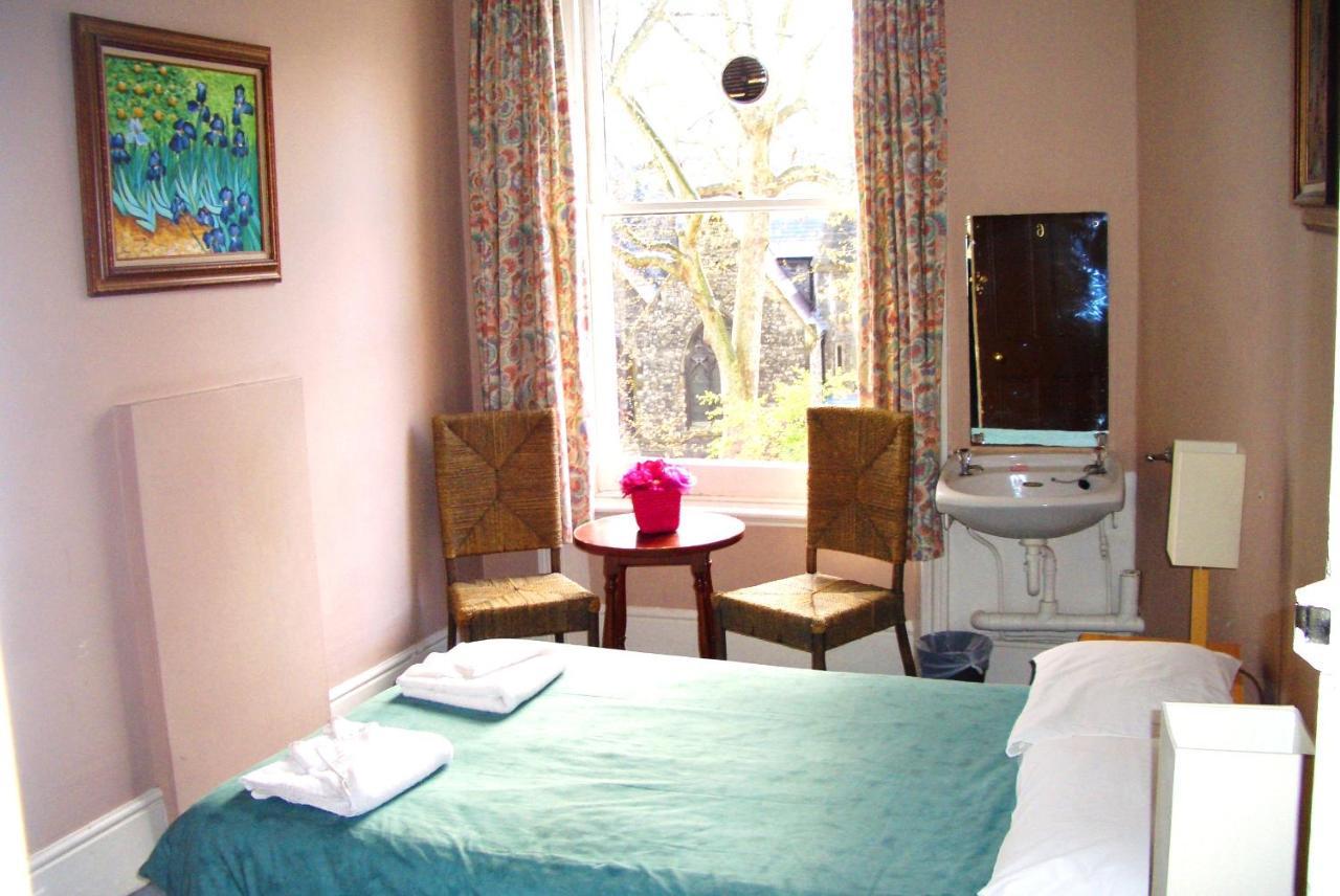 Curzon House 2* London